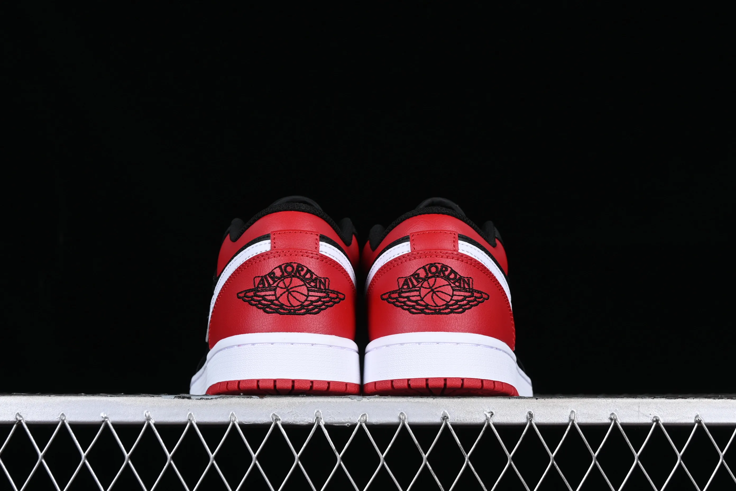 All categories Air Jordan Jordan series basketball shoes Air Jordan 1 Low G version pure original Air Jordan 1 Low "Shattered Backboard" AJ1 Joe 1 new black and red low-top cultural casual sneakers 553558-066